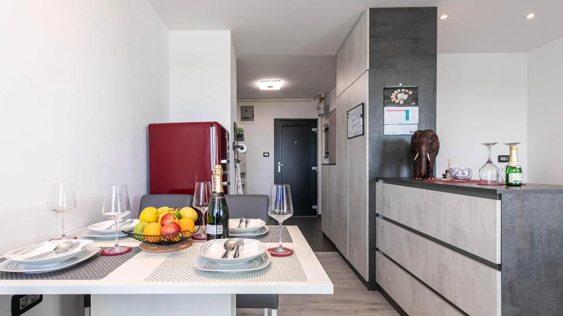 Apartment Minka Pula 0*,